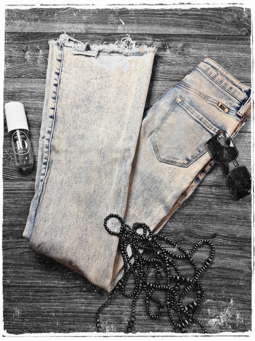 KanCan Light Acid Wash Frayed Hem Boot Cut Jeans